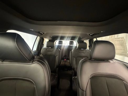 New 2025 Jeep Grand Cherokee L Altitude AWD/4WD image 28