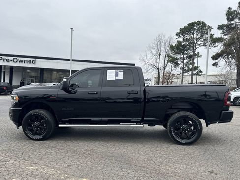 Used 2024 RAM 2500 Laramie w/ Night Edition image 7