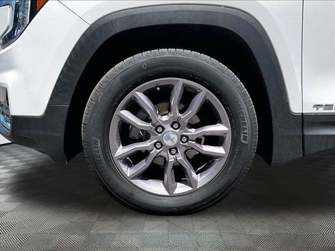 Used 2023 GMC Terrain SLT w/ Tech Package AWD/4WD image 29