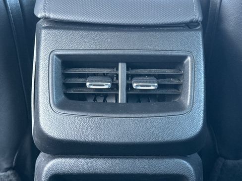 Used 2024 Chevrolet Equinox EV RS FWD image 38