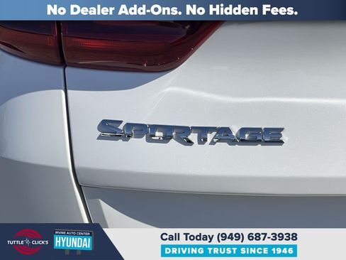 Used 2020 Kia Sportage EX FWD image 8
