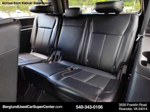 Used 2019 Ford Expedition Max XLT w/ Equipment Group 201A AWD/4WD image 14