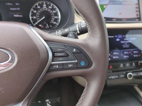 Used 2019 INFINITI QX50 Essential w/ Sensory Package FWD image 25