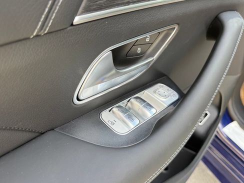 New 2026 Mercedes-Benz GLE 53 AMG 4MATIC image 17