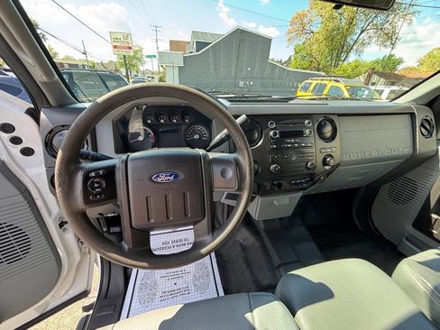 Used 2016 Ford F250 XL w/ XL Appearance Package image 19