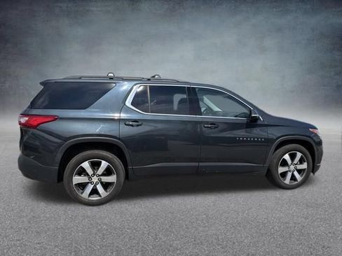 Used 2019 Chevrolet Traverse LT w/ LT Premium Package AWD/4WD image 6