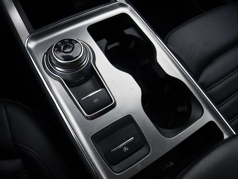 Used 2022 Ford Edge SEL w/ Convenience Package image 30