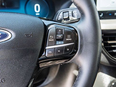 Used 2023 Ford Escape Active w/ Tech Pack #2 AWD/4WD image 10