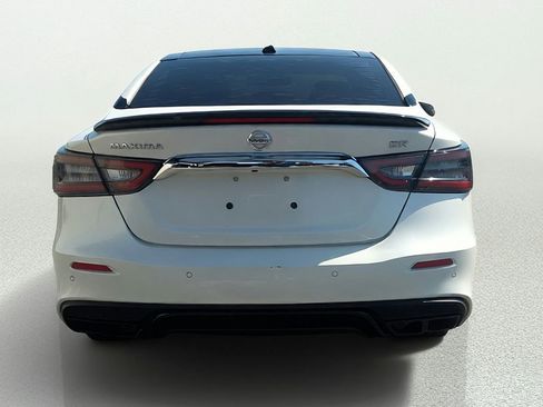 Used 2020 Nissan Maxima SR w/ Sport Mat Group FWD image 6