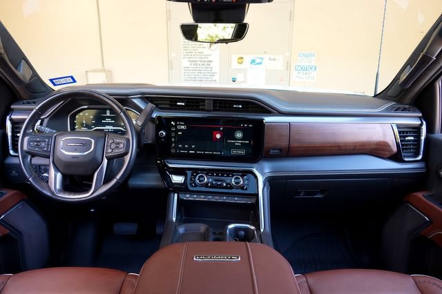 Used 2024 GMC Sierra 2500 Denali Ultimate w/ Max Trailering Package AWD/4WD image 7