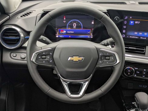 New 2026 Chevrolet Trax LT w/ Driver Confidence Package FWD image 23
