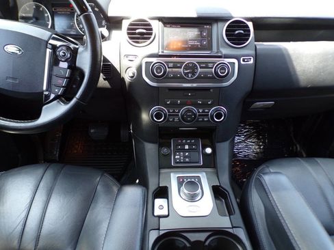 Used 2016 Land Rover LR4 HSE image 22