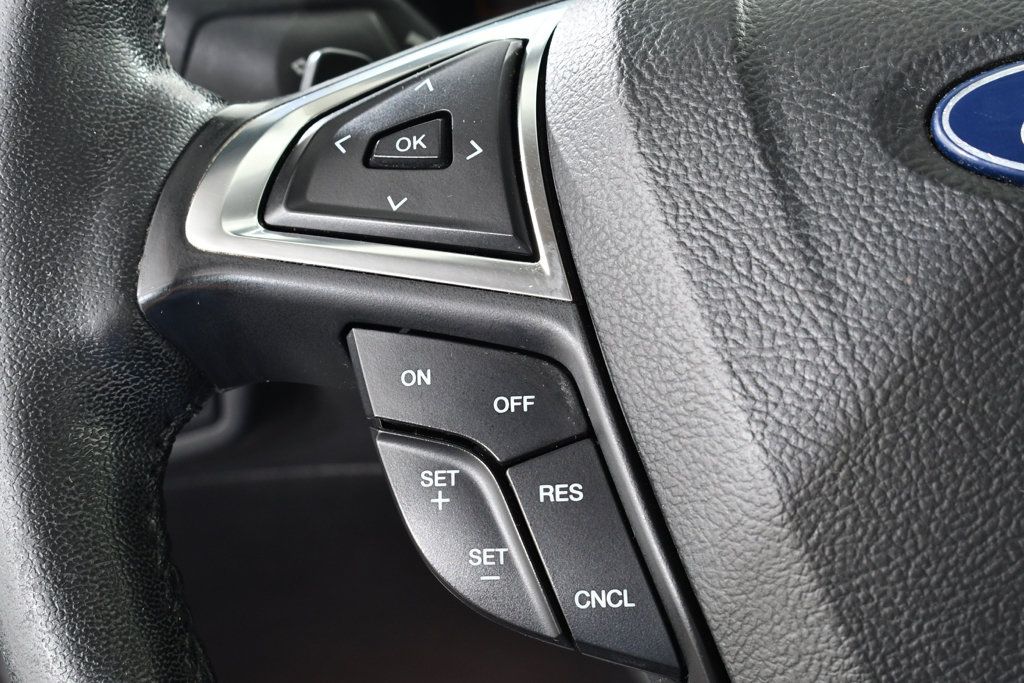 Used 2018 Ford Fusion Titanium AWD/4WD image 32