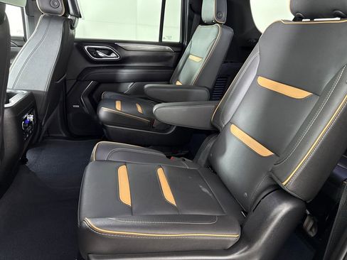 Used 2023 GMC Yukon XL AT4 w/ AT4 Premium Package image 11