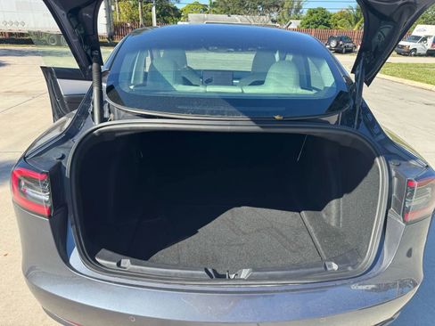 Used 2021 Tesla Model 3 Standard Range Plus image 21