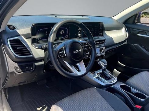 Certified 2026 Kia Seltos LX FWD image 17