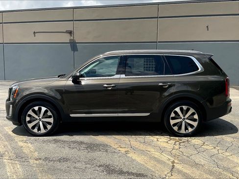 Used 2022 Kia Telluride S AWD/4WD image 37
