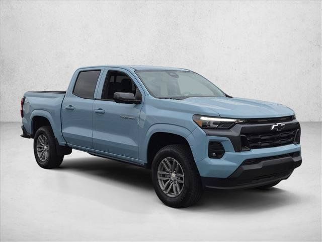 Used 2026 Chevrolet Colorado LT w/ LT Convenience Package RWD image 3