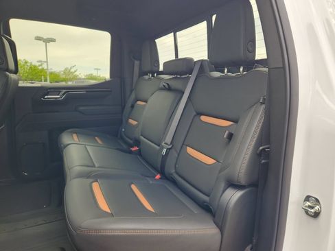 New 2026 GMC Sierra 1500 AT4 w/ Technology Package AWD/4WD image 5