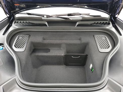 Used 2024 Porsche Macan 4 Electric image 26