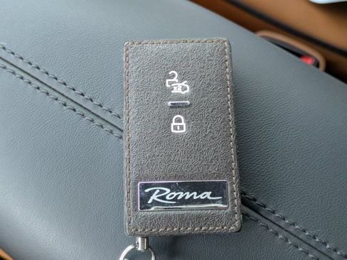 Used 2022 Ferrari Roma RWD image 37