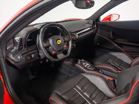 Used 2011 Ferrari 458 Italia Coupe RWD image 20
