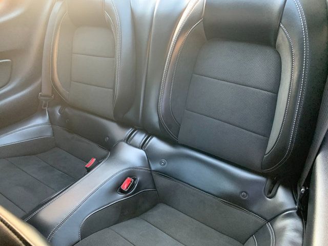Used 2016 Ford Mustang Shelby GT350 w/ Technology Package RWD image 18