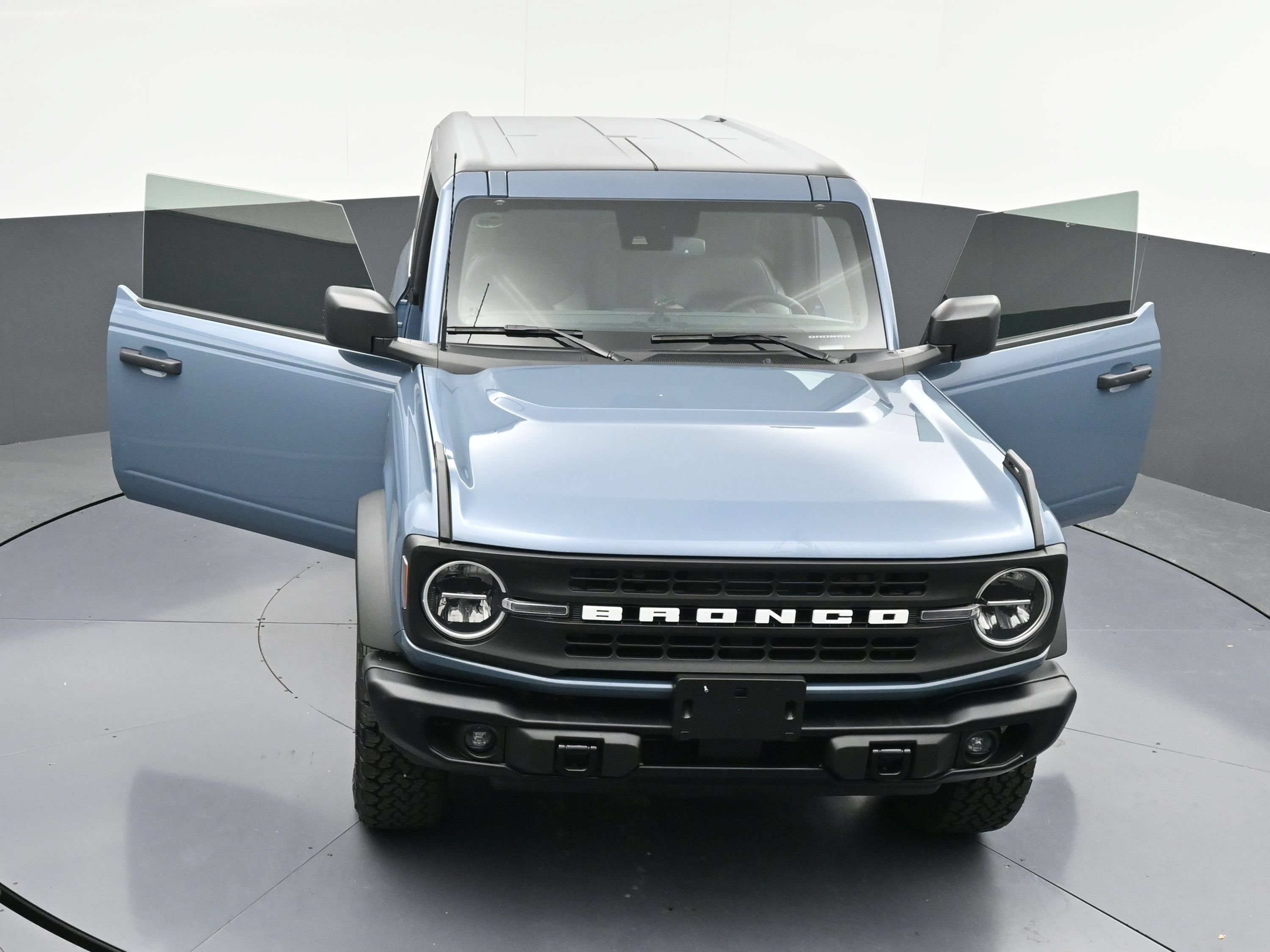 Used 2024 Ford Bronco Black Diamond AWD/4WD image 42