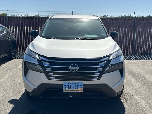 Certified 2024 Nissan Rogue S AWD/4WD image 3