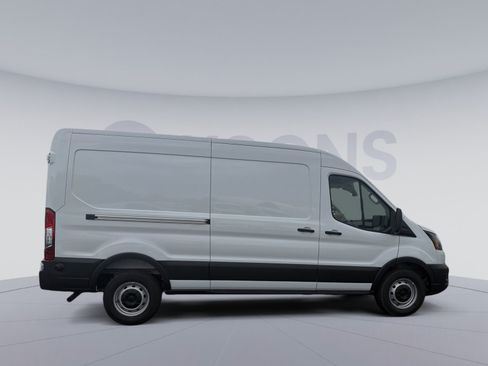 New 2026 Ford Transit 250 148 Medium Roof RWD image 8