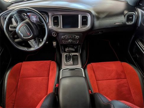 Used 2023 Dodge Charger Scat Pack w/ Dynamics Package image 4