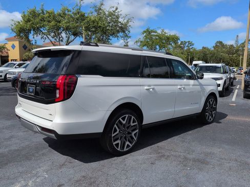 New 2026 Ford Expedition Max Platinum AWD/4WD image 4