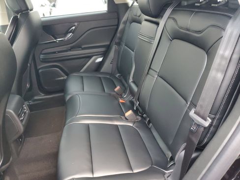 New 2026 Lincoln Corsair Premiere image 26