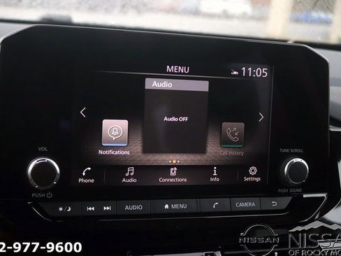 New 2025 Nissan Pathfinder SV image 28