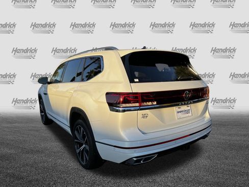 Used 2025 Volkswagen Atlas SEL Premium R-Line image 7