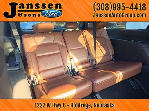 Used 2025 Lincoln Navigator L Reserve AWD/4WD image 11