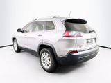 Used 2019 Jeep Cherokee Latitude w/ Popular Appearance Group image 5