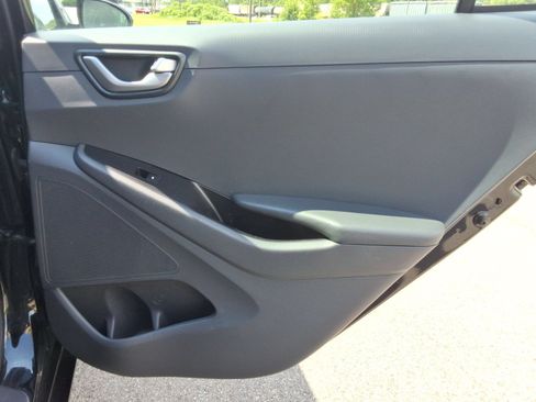 Used 2019 Hyundai Ioniq Blue FWD image 24