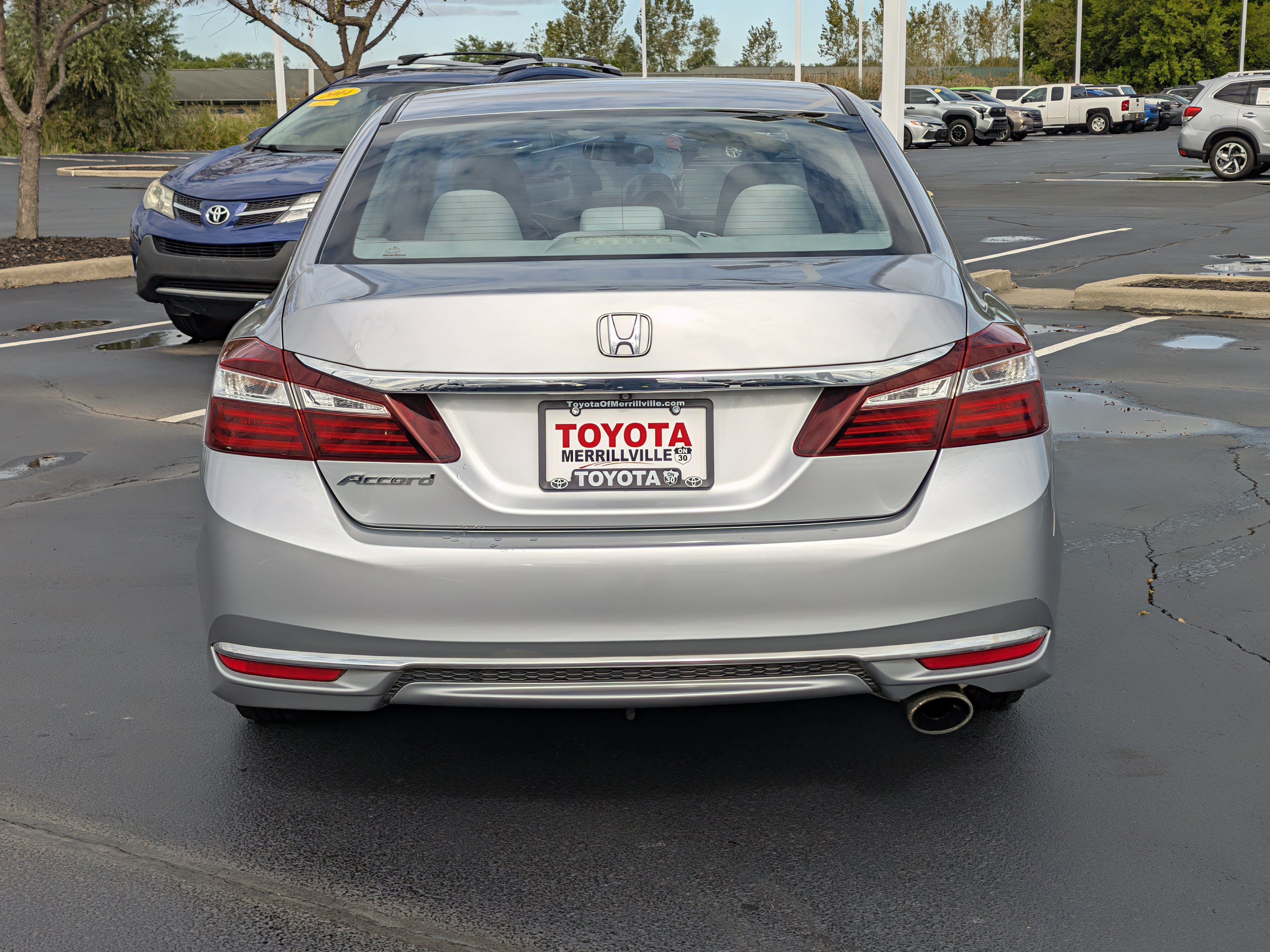 Used 2017 Honda Accord LX image 7