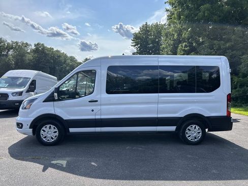 Used 2025 Ford Transit 350 XLT RWD image 2