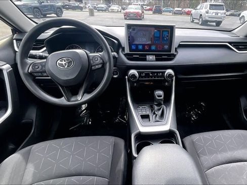 Used 2021 Toyota RAV4 XLE w/ Convenience Package image 14
