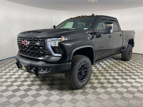 New 2026 Chevrolet Silverado 2500 ZR2 w/ ZR2 Bison Edition AWD/4WD image 1