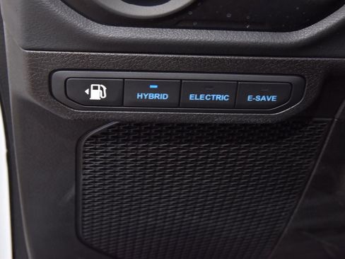 Used 2024 Jeep Wrangler High Altitude image 32