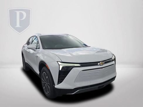 New 2026 Chevrolet Blazer EV LT AWD/4WD image 14