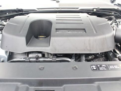 Used 2024 Land Rover Defender 110 S image 3