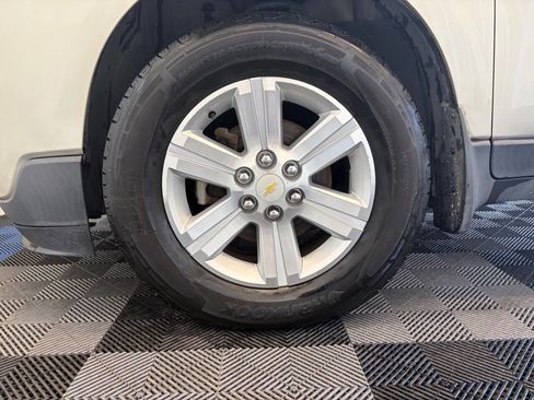 Used 2014 Chevrolet Traverse LT FWD image 29