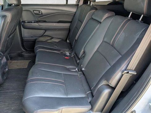 Used 2023 Honda Passport TrailSport image 18