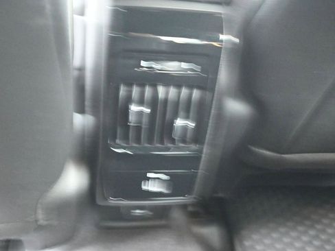 Used 2025 Jeep Compass Latitude w/ Convenience Group image 20