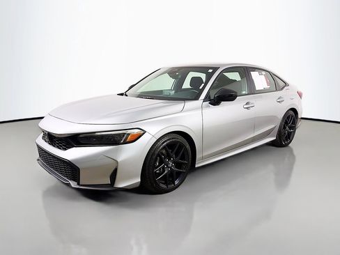 Used 2025 Honda Civic Sport image 3