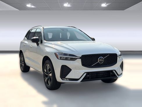 New 2026 Volvo XC60 B5 Plus w/ Protection Package Premier AWD/4WD image 7